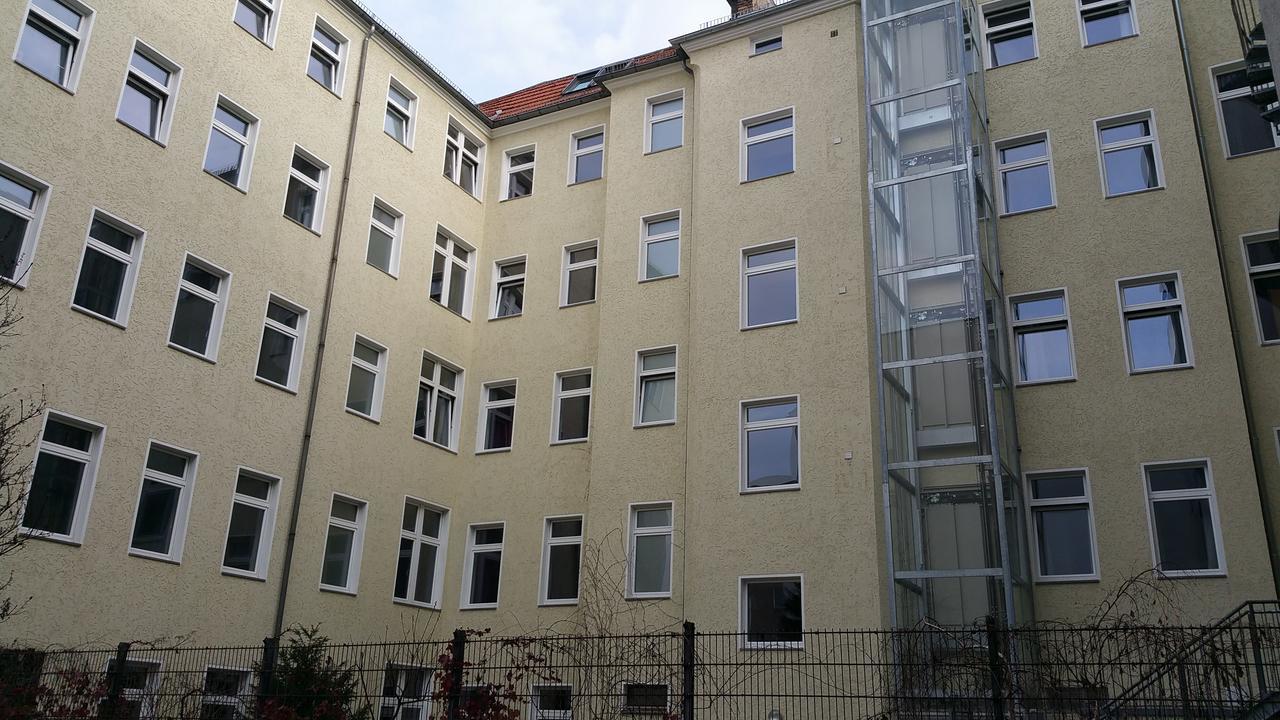 Happy Go Lucky Hotel + Hostel Schoneberg Berlin Bagian luar foto
