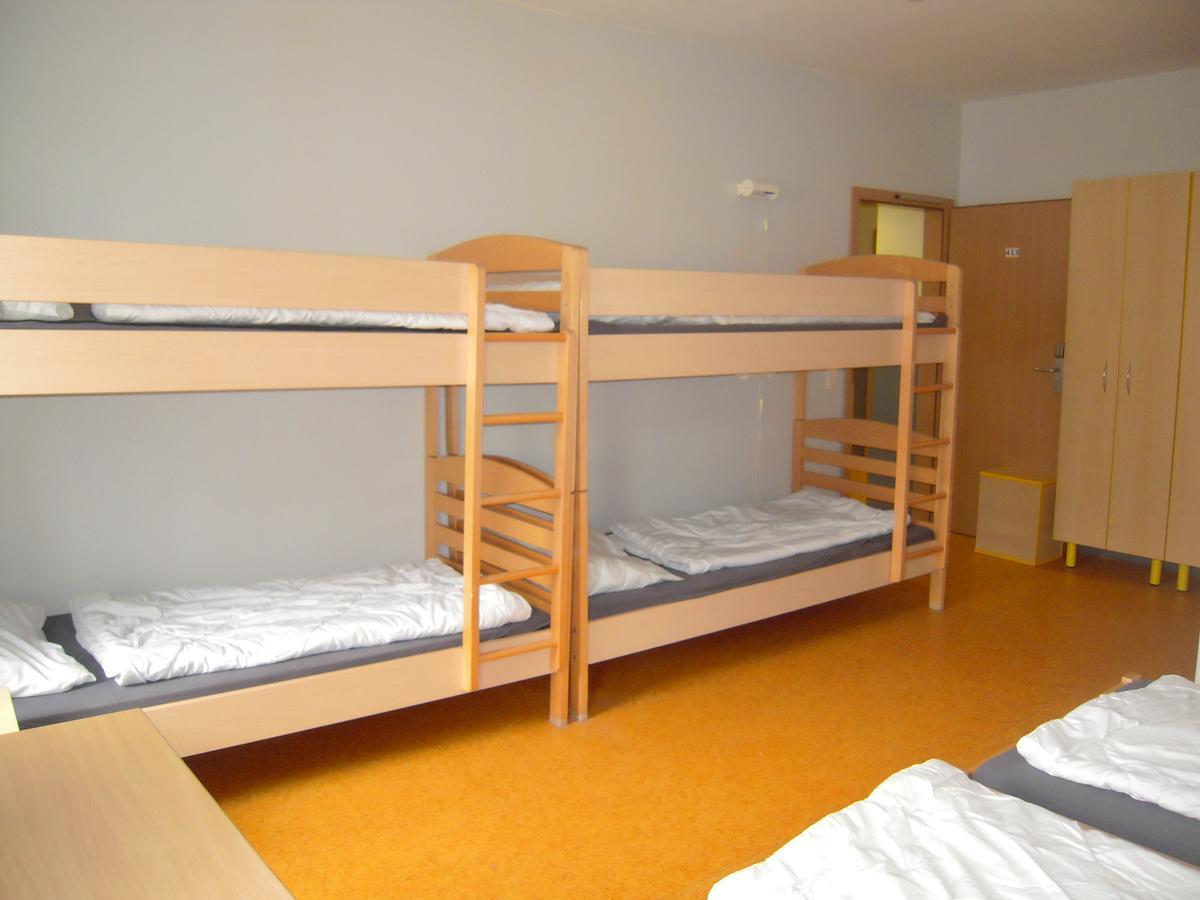 Happy Go Lucky Hotel + Hostel Schoneberg Berlin Bagian luar foto