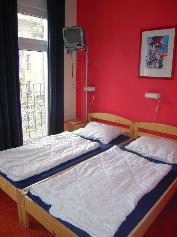 Happy Go Lucky Hotel + Hostel Schoneberg Berlin Bagian luar foto