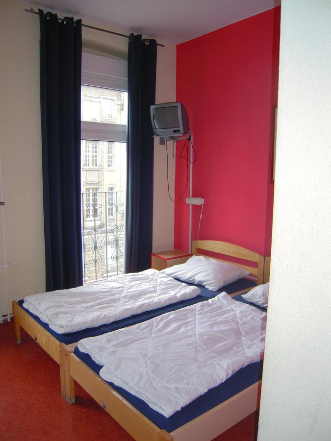 Happy Go Lucky Hotel + Hostel Schoneberg Berlin Bagian luar foto