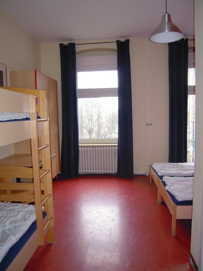Happy Go Lucky Hotel + Hostel Schoneberg Berlin Bagian luar foto