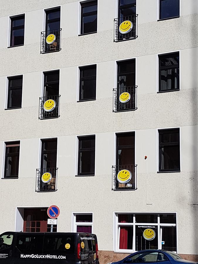 Happy Go Lucky Hotel + Hostel Schoneberg Berlin Bagian luar foto